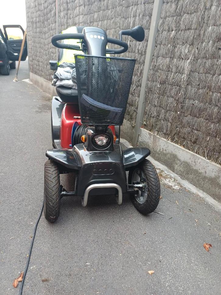 Scooter electrique Mezzo 4 rouge, Divers, Chaises roulantes, Comme neuf, Fauteuil roulant électrique, Enlèvement