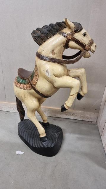 Kermispaard - houten vintage paard beschikbaar voor biedingen