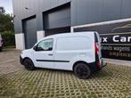 RENAULT KANGOO 1.2 BENZINE LICHTE VRACHT, Auto's, Voorwielaandrijving, Euro 5, Stof, Zwart