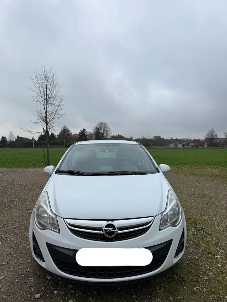 Opel Corsa - 3800€ - Prijs sterk onderhandelbaar, Auto's, Opel, Particulier, Corsa, ABS, Airbags, Airconditioning, Alarm, Android Auto