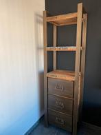 Hoge industriele kast, Ophalen, Zo goed als nieuw