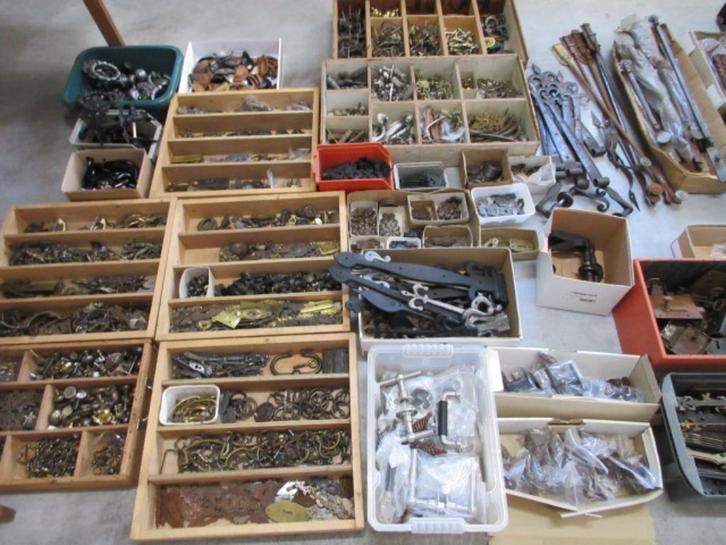 partij gebruiksvoorwerpen ijzerwaren diverse artikelen, Antiek en Kunst, Antiek | Gereedschap en Instrumenten, Ophalen