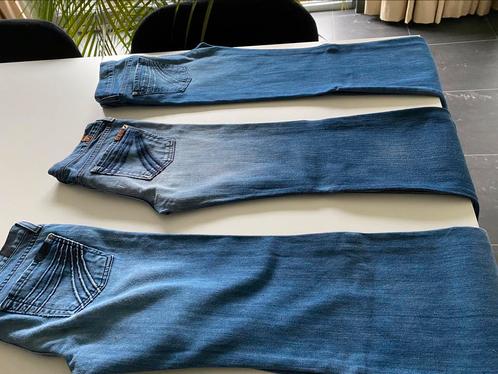 3 Soho 7pour toute l'humanité jeans m25, Vêtements | Femmes, Culottes & Pantalons, Porté, Taille 34 (XS) ou plus petite, Bleu