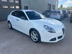 Alfa Romeo Giulietta 1.4 benzine navi airco cruise zie foto, Auto's, Alfa Romeo, 1380 kg, Gebruikt, 4 cilinders, https://public.car-pass.be/vhr/af92d028-1939-435a-ad43-a09013d5555d