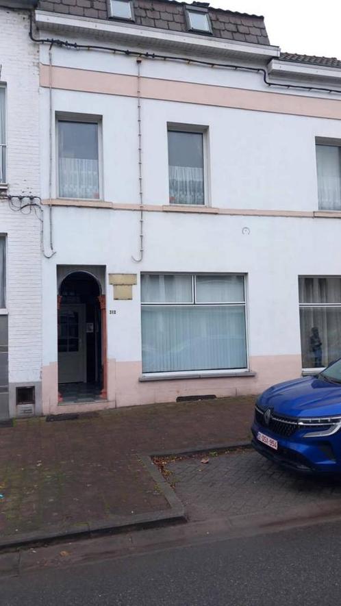 Appartement à La Louvière Haine-Saint-Paul, 2 chambres, Immo, Huizen en Appartementen te koop, Appartement
