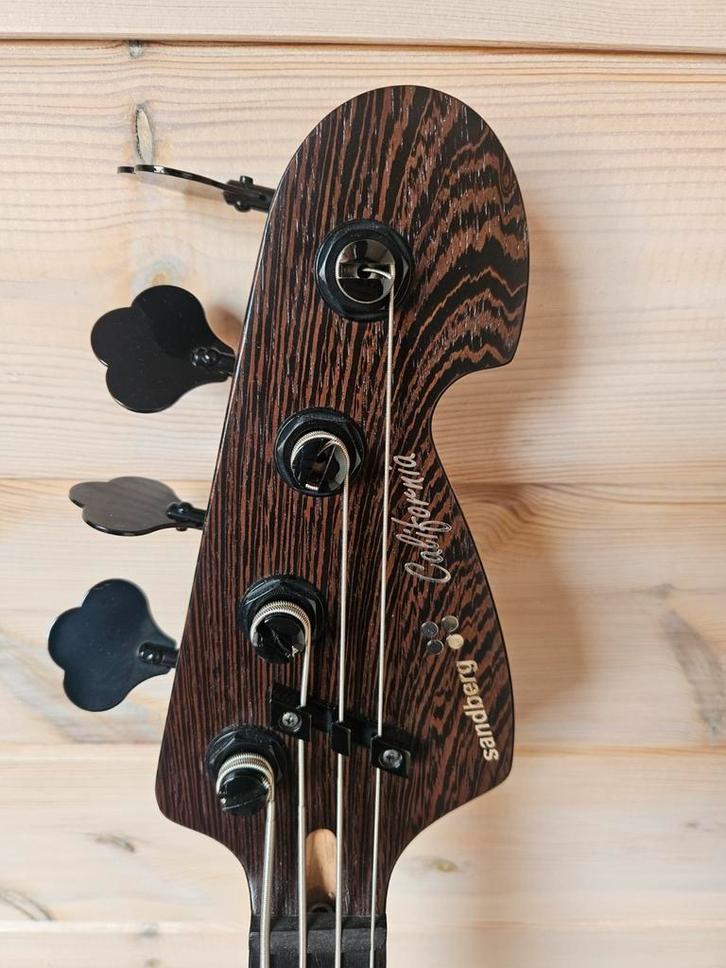 Sandberg TT California fretless, Muziek en Instrumenten, Snaarinstrumenten | Gitaren | Bas, Zo goed als nieuw, Ophalen