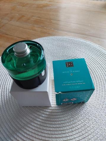  'Karma' navulling voor de 'Genie de Rituals' diffuser  beschikbaar voor biedingen