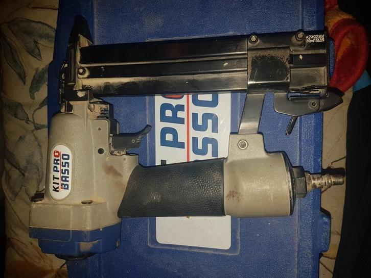 Cloueur, Bricolage & Construction, Tours, Utilisé, Enlèvement