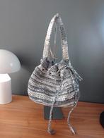 Tiger ball bag, Handtassen en Accessoires, Tassen | Damestassen, Ophalen of Verzenden, Zo goed als nieuw, Grijs