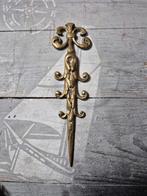 Chute en laiton pour mobilier.  16,5cm, Ophalen of Verzenden