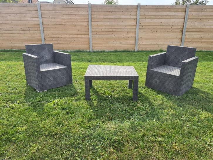 Kunststof tuinset met tweezit, twee stoelen en tafeltje, Tuin en Terras, Tuinsets en Loungesets, Gebruikt, Tuinset, Kunststof