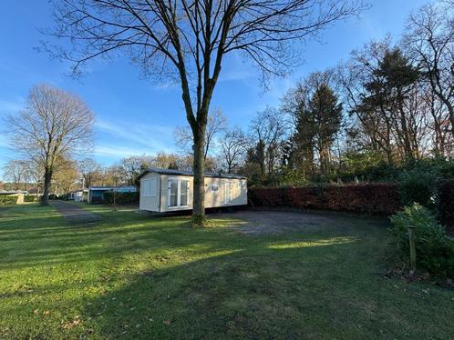Chalet nieuw, 2 slk, op boscamping in NL, Caravans en Kamperen, Stacaravans, tot en met 4, Ophalen