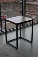 Bijzettafeltje, Minder dan 55 cm, Gebruikt, Rechthoekig, Hout