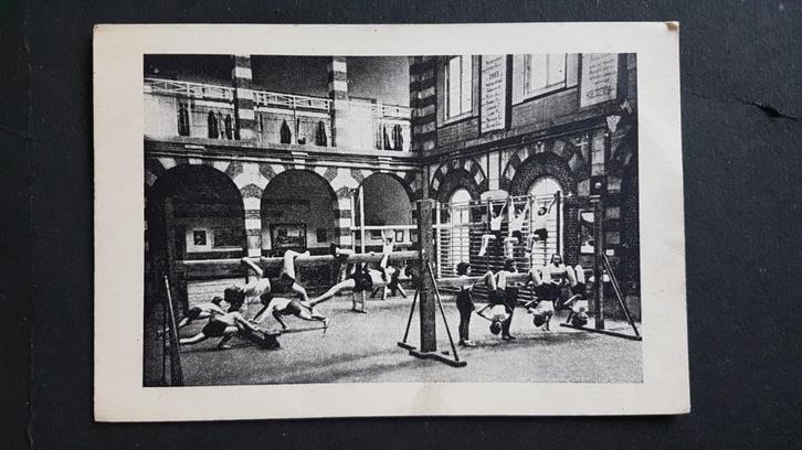 Carte postale Péruwelz Ecole Moyenne des Filles Gymnastique, Collections, Cartes postales | Belgique, Non affranchie, Hainaut