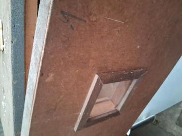 2 incubateurs (1 taille 1 petit) doivent partir le plus vite