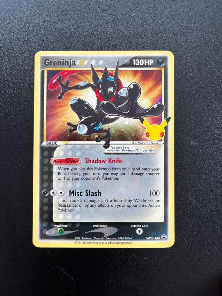 Greninja Goldstar SWSH 144 Promo Pokémon, Hobby en Vrije tijd, Verzamelkaartspellen | Pokémon, Zo goed als nieuw, Losse kaart