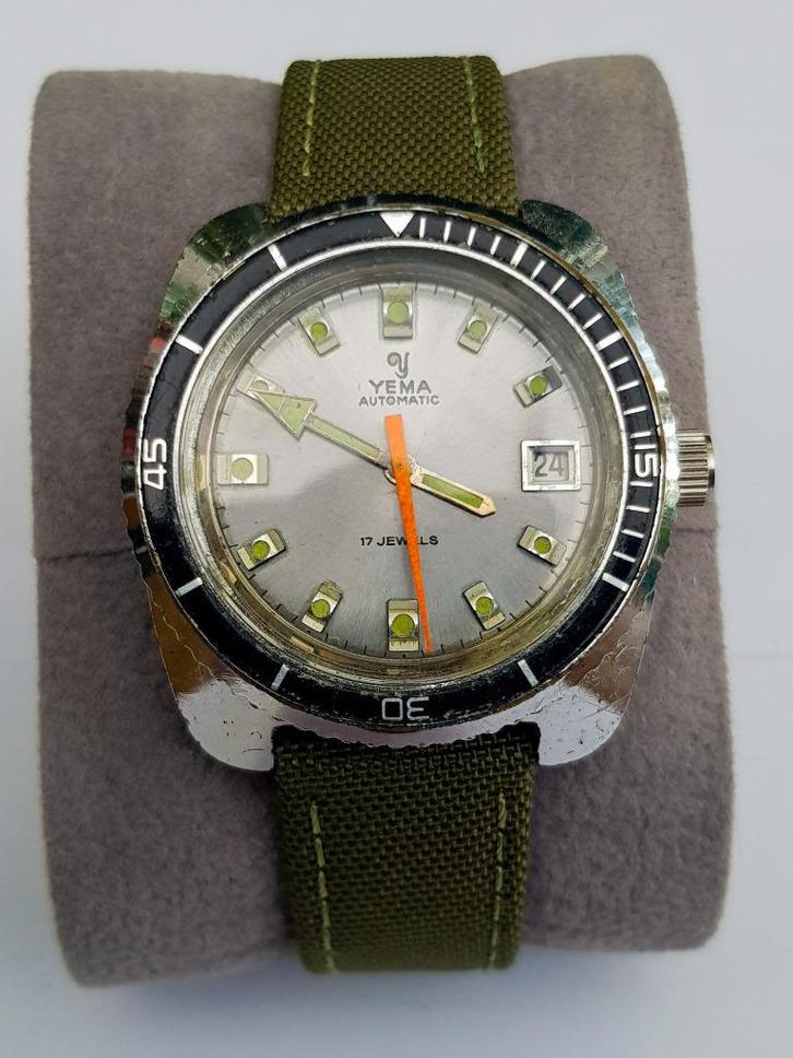 YEMA Onderwaterschets 3611, Handtassen en Accessoires, Horloges | Antiek, Polshorloge, Staal, 1960 of later, Met bandje, Ophalen of Verzenden