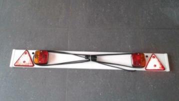 Nieuwe verlichtingsbalk voor aanhangwagen beschikbaar voor biedingen