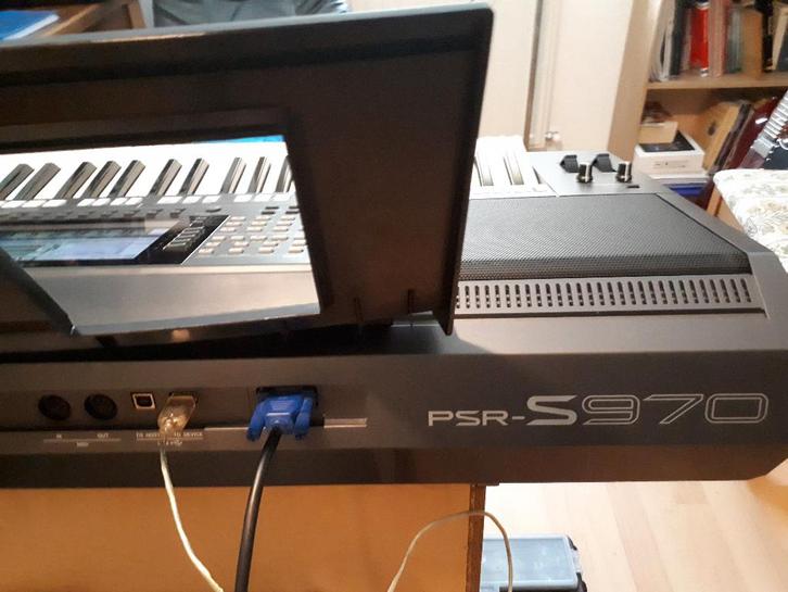Clavier Yamaha PSR S 970, Musique & Instruments, Claviers, Comme neuf, 61 touches, Yamaha, Sensitif, Avec pied, Connexion MIDI