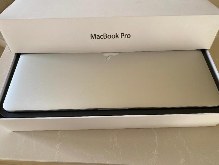 Mac Book Pro Retina 15", Computers en Software, Apple Desktops, Gebruikt, SSD, 3 tot 4 Ghz, 8 GB, Ophalen