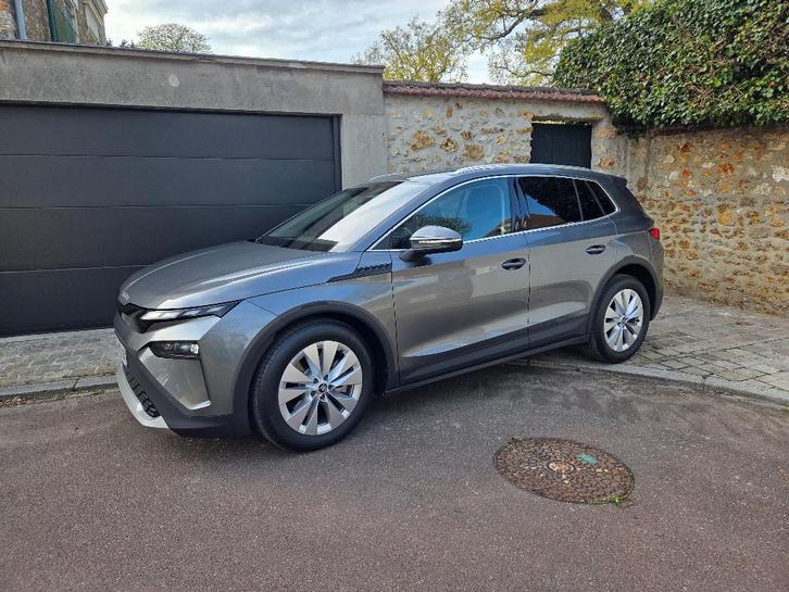 Skoda elroq 85 clever pompe à chaleur, Autos, Skoda, Particulier, Autres modèles, ABS, Caméra de recul, Phares directionnels, Régulateur de distance