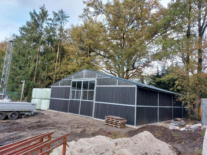 Buitenstallen  paardenstal schuilstal  schuilstal binnen box, Dieren en Toebehoren, Stalling en Weidegang