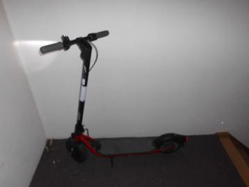 step 2, Enlèvement, Utilisé, Step électrique (E-scooter)