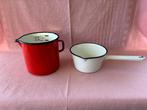 Tasse à mesurer en émail rouge + 1 moule blanc, Enlèvement ou Envoi