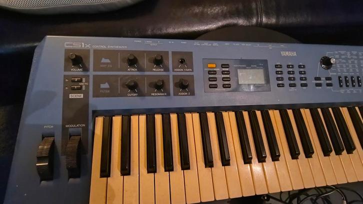 Yamaha CS1x, Muziek en Instrumenten, Synthesizers, Gebruikt, Yamaha, Ophalen