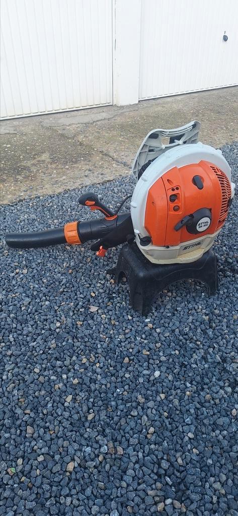 Souffleur STIHL BR 700, Jardin & Terrasse, Souffleurs de feuilles, Comme neuf, Enlèvement
