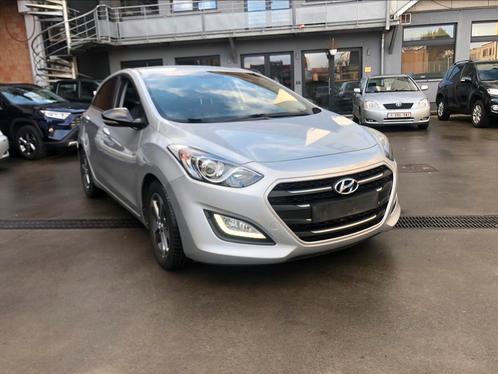 Hyundai i30 1,6 Diesel euro 6b année 2015, Autos, Hyundai, Entreprise, Achat, i30, ABS, Phares directionnels, Airbags, Air conditionné