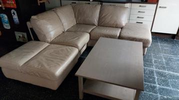 Hoekzetel poef & salontafel, Ophalen, Gebruikt