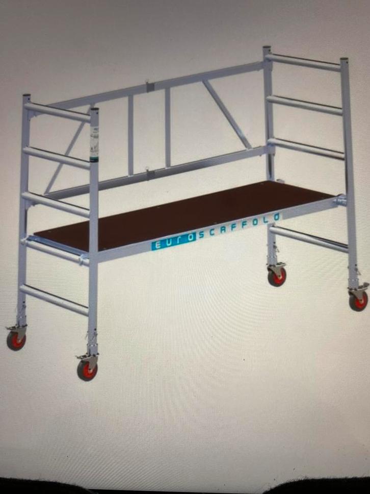 Rol Kamersteiger te huur tot 3m75, Doe-het-zelf en Bouw, Ladders en Trappen, Zo goed als nieuw, Ophalen