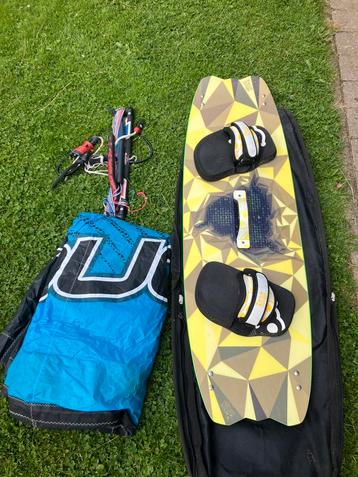 Kitesurf set 5m2 met junior board, Double astuce, Enlèvement, 5 m², Ensemble de kite