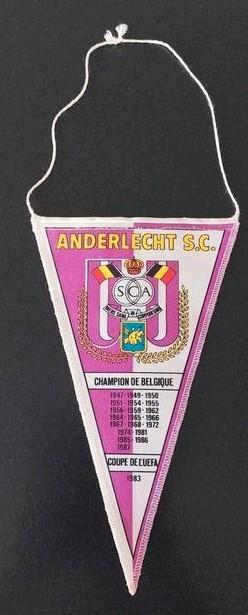 Wimpel RSC Anderlecht. Jaren '80. beschikbaar voor biedingen