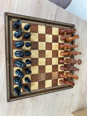 Superbe ancien jeux d echecs en bois, Enlèvement ou Envoi, Comme neuf