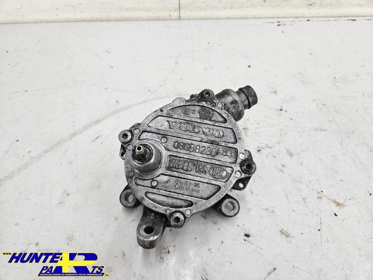 Vacuum pomp Volvo V70/S80/S60/XC90/V50 II ('00-'08) 08658230, Auto-onderdelen, Motor en Toebehoren, Volvo, Gebruikt, Ophalen of Verzenden
