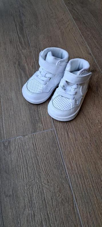 Nike baby schoenen maat 18,5