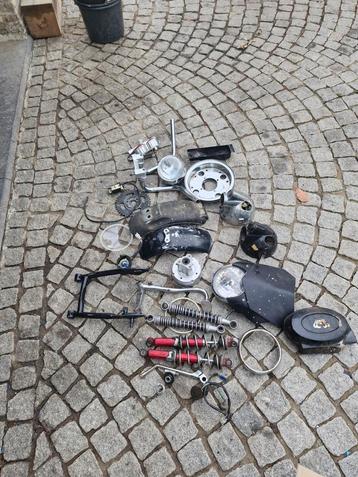 Lot de pièces de singe, Enlèvement ou Envoi