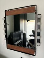 Spiegel Industrieel, Ophalen