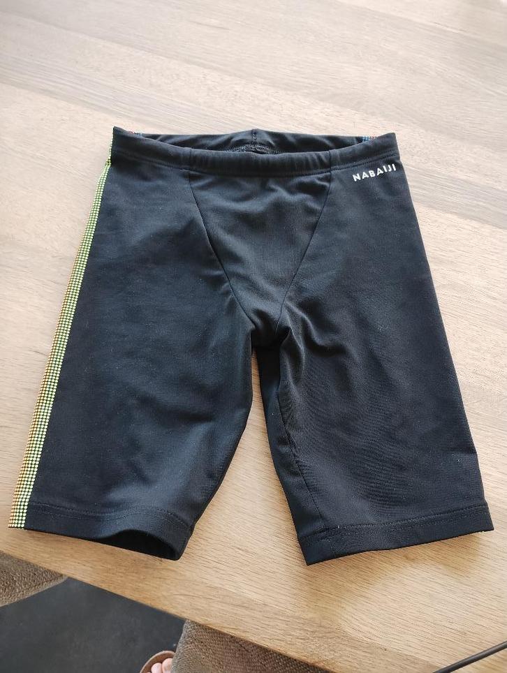 Lange zwemshort zwart / zwemjammer Nabaji  maat 10-11 jaar, Kinderen en Baby's, Kinderkleding | Kinder-zwemkleding, Gebruikt, Zwembroek