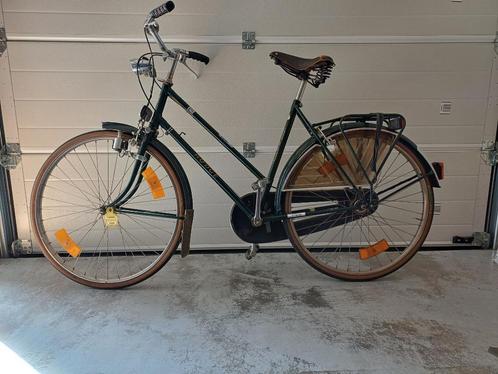 DAMES FIETS donkergroen  retro-model, Fietsen en Brommers, Fietsen | Dames | Damesfietsen, Gebruikt, Versnellingen, Ophalen