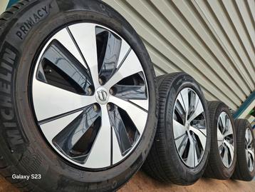 18 inch originele volvo eX40 volvo xc40 velgen banden  beschikbaar voor biedingen
