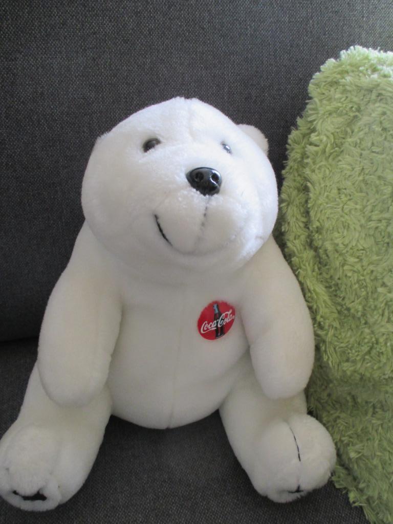 knuffel ijsbeer coca cola, Ophalen of Verzenden, Zo goed als nieuw, Gebruiksvoorwerp