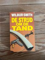 Wilbur Smith - Strijd om de tand, Ophalen of Verzenden, Zo goed als nieuw, Wilbur Smith