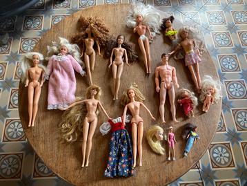Barbie Mattel Set van 14 poppen 1970 - 1990 Vintage beschikbaar voor biedingen