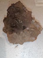 Fluoriet kwarts calciet 280 gram Puy-de-Dôme frankrijk, Verzamelen, Mineralen en Fossielen, Ophalen of Verzenden