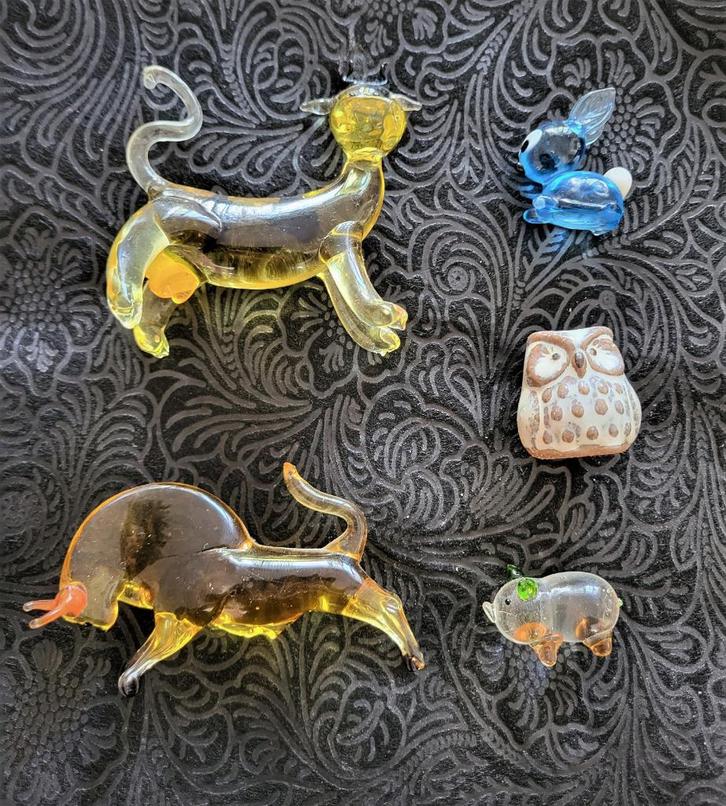 4 figuren van geblazen glas +, Antiek en Kunst, Antiek | Glaswerk en Kristal, Verzenden