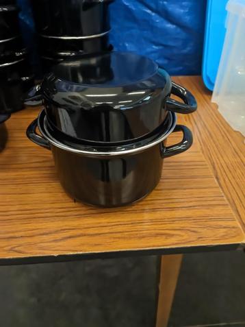 Mosselpotten te koop ( 1x gebruikt ) beschikbaar voor biedingen
