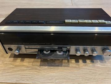 Radio cassette stéréo vintage beschikbaar voor biedingen